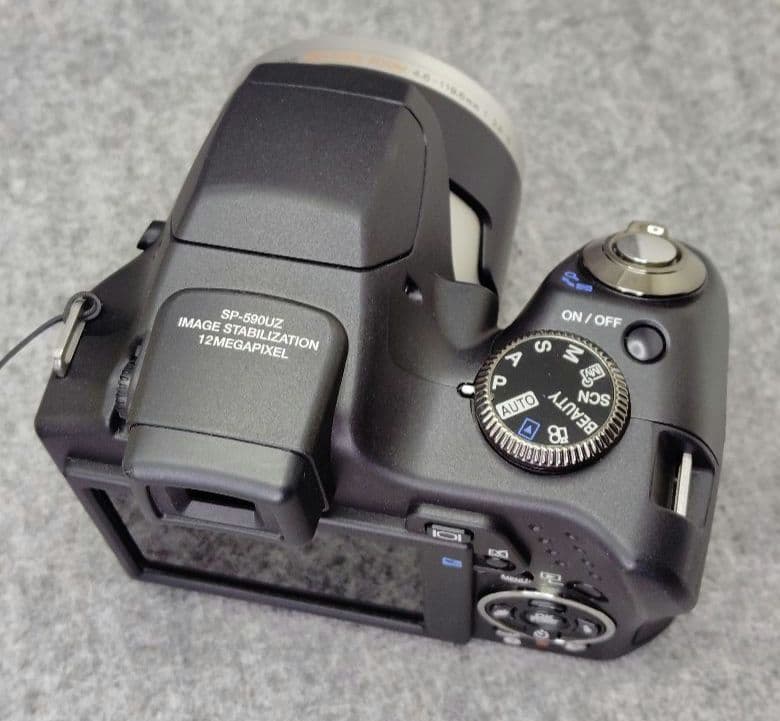 デジタルカメラ OLYMPUS CAMEDIA SP-590UZ