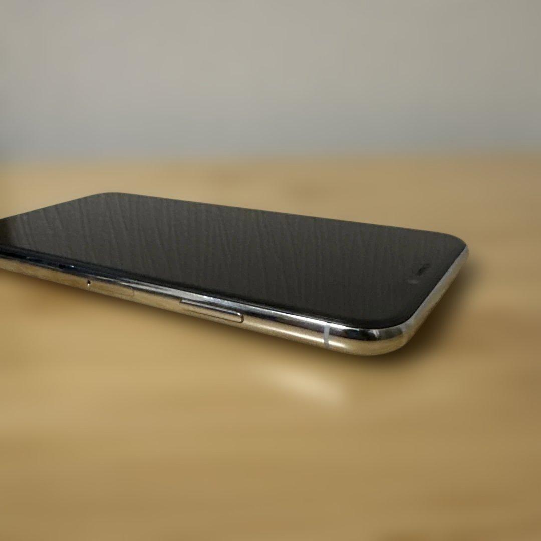 iPhone X 256GB シルバー MQC22J/A