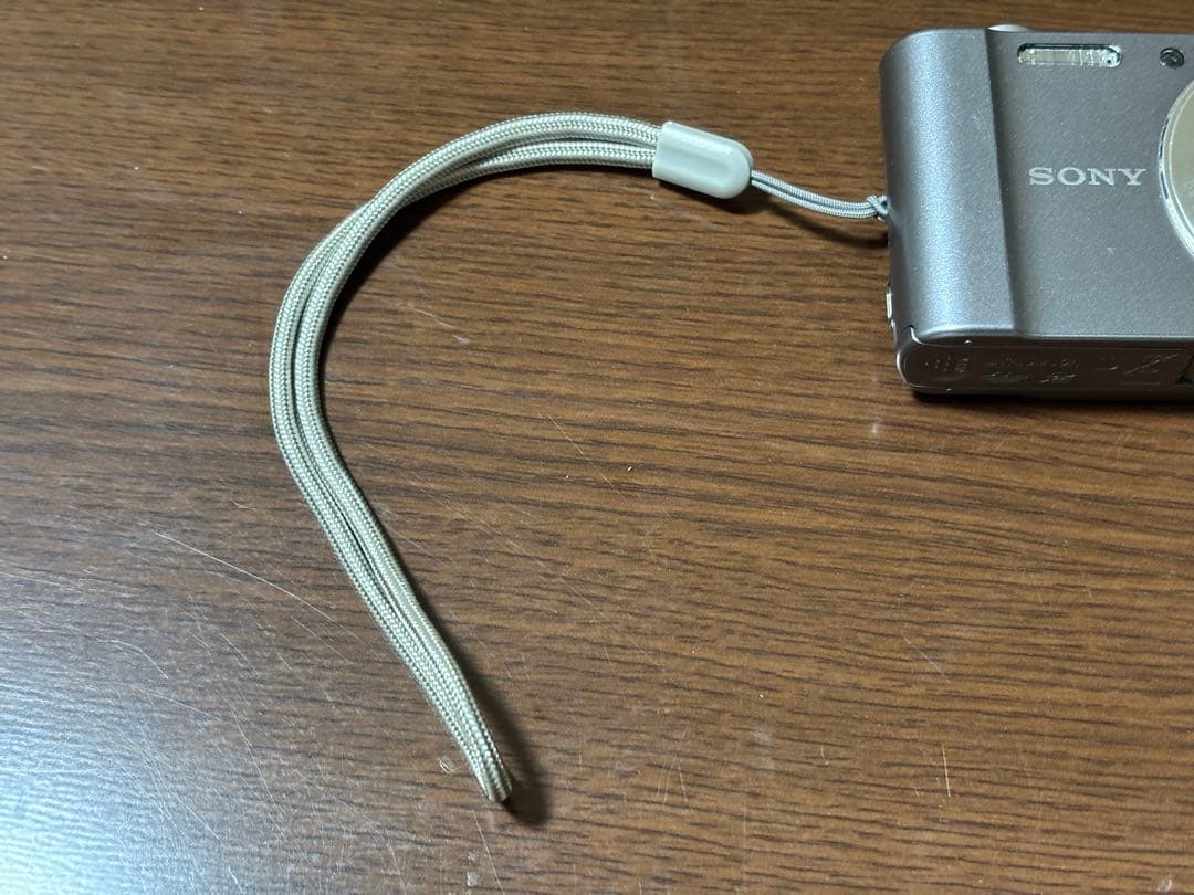 SONY サイバーショット DSC-W810 動作確認済み 本体、バッテリーのみ