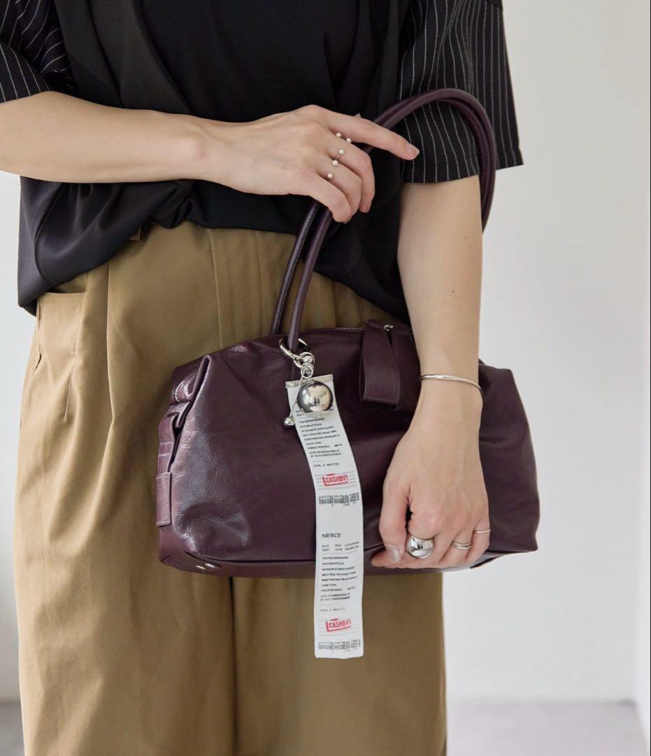 チャーム付きear PAPILLONNERロングハンドルボストンバッグ