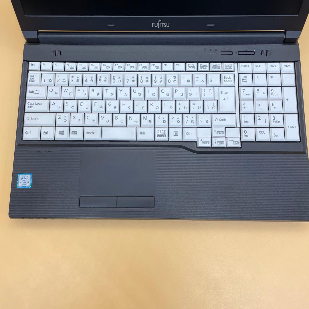 LIFEBOOK A576/TX corei5 8G 240GB office付