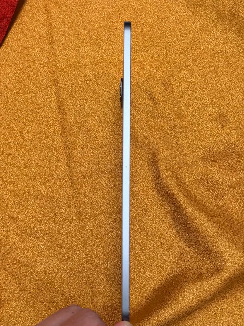 iPad Pro第2世代11インチ 128GB Wi-fiモデル スペースグレー