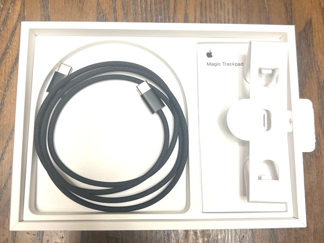 【最新/USB-C】Apple Magic Trackpad ブラック最新モデル