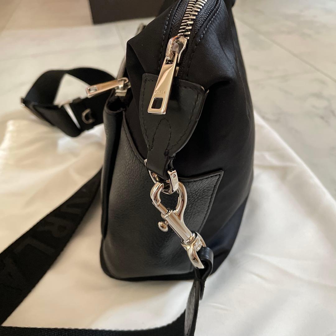 【美品】★FURLA★クロスボディバッグブラック
