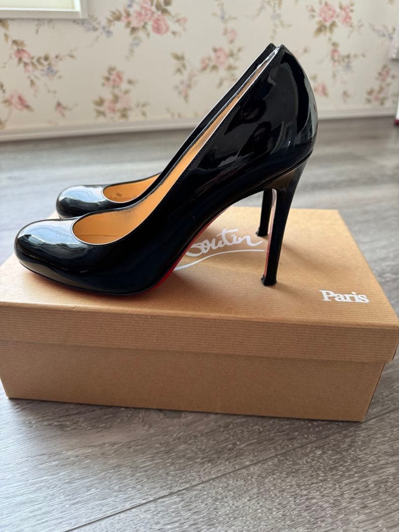 再々値下げ！美品クリスチャンルブタン ハイヒール