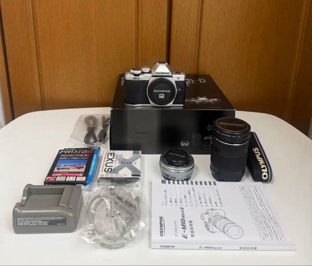 デジタルカメラ OLYMPUS OM-D E-M10 Mark II