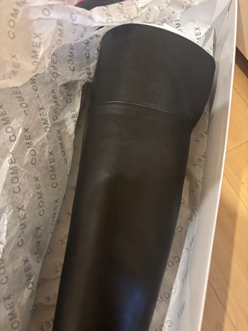 美品ほぼ新品未使用COMEX ブラック×レッド ニーハイブーツ 高ヒール 箱付き