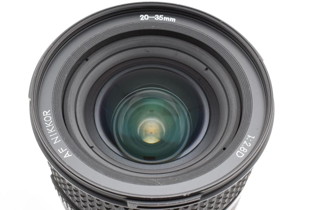 ニコン AF NIKKOR 20-35mm F2.8 D