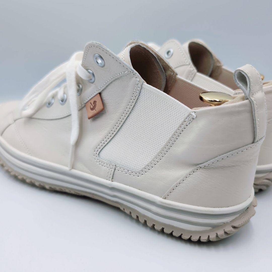 【新品同様】SPINGLE MOVE　SP442　アイボリー　L　26〜26.5