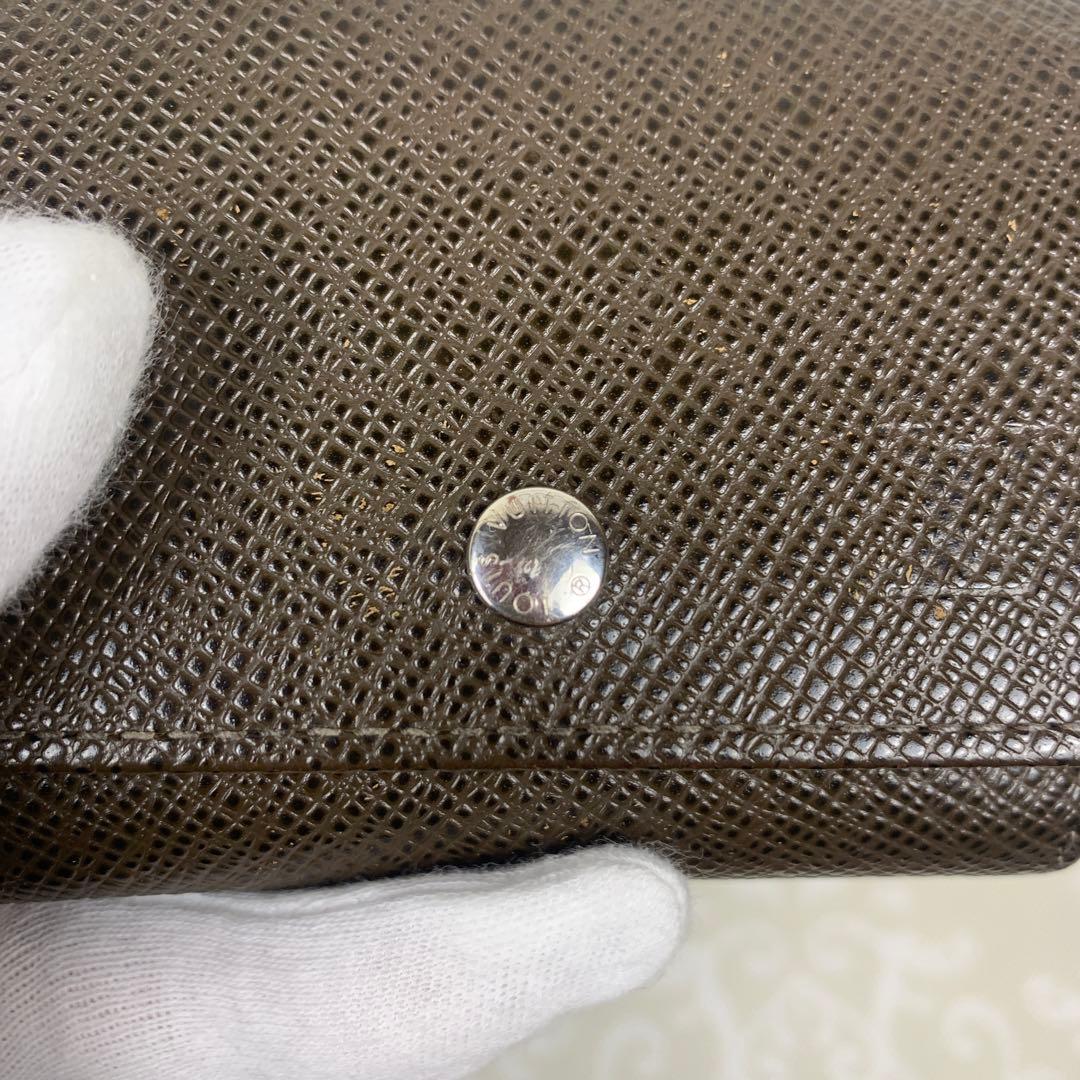 ルイヴィトン タイガ ポルト モネ セルゲイ 小銭入れ