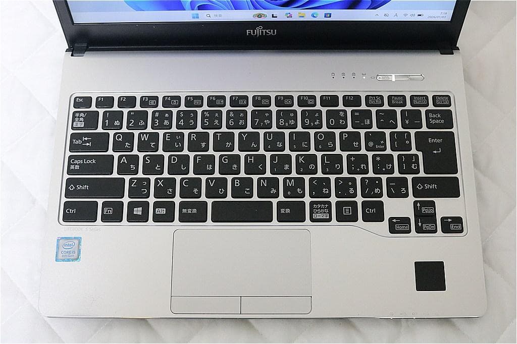☆富士通 S938/S☆Win11☆Core i5☆8G☆SSD☆薄型軽量☆