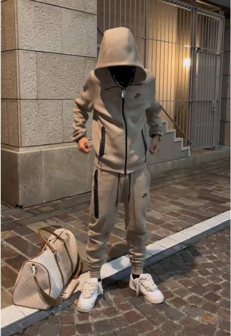 NIKEテックフリースセットアップ サイズM