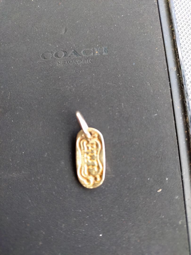 BWL ビルウォールレザー　１８K ロゴプレートペンダントトップ