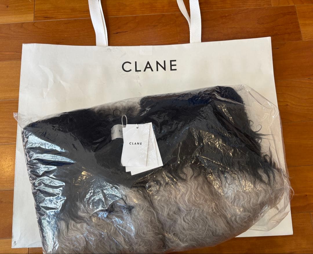 CLANE シャギー　ニット カーディガン 新品 １　正規品　クラネ