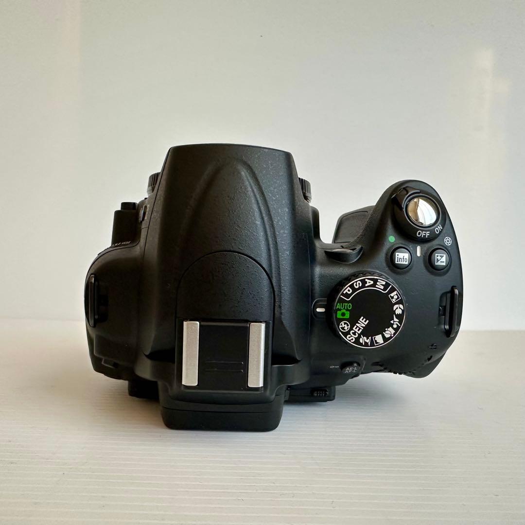 予備バッテリー付✨Nikon D5000 18-55mm VR 簡単操作の高機能