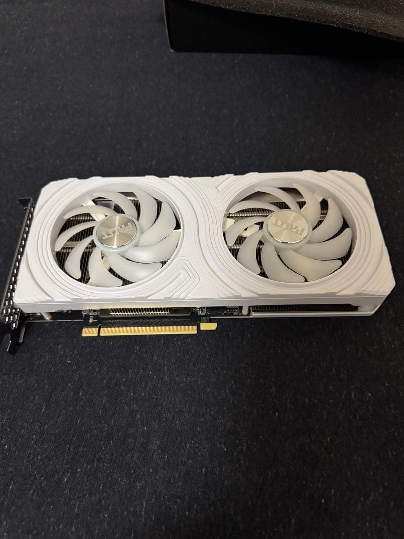 グラフィックボード・グラボ・ビデオカード GeForce RTX 4070 PALIT
