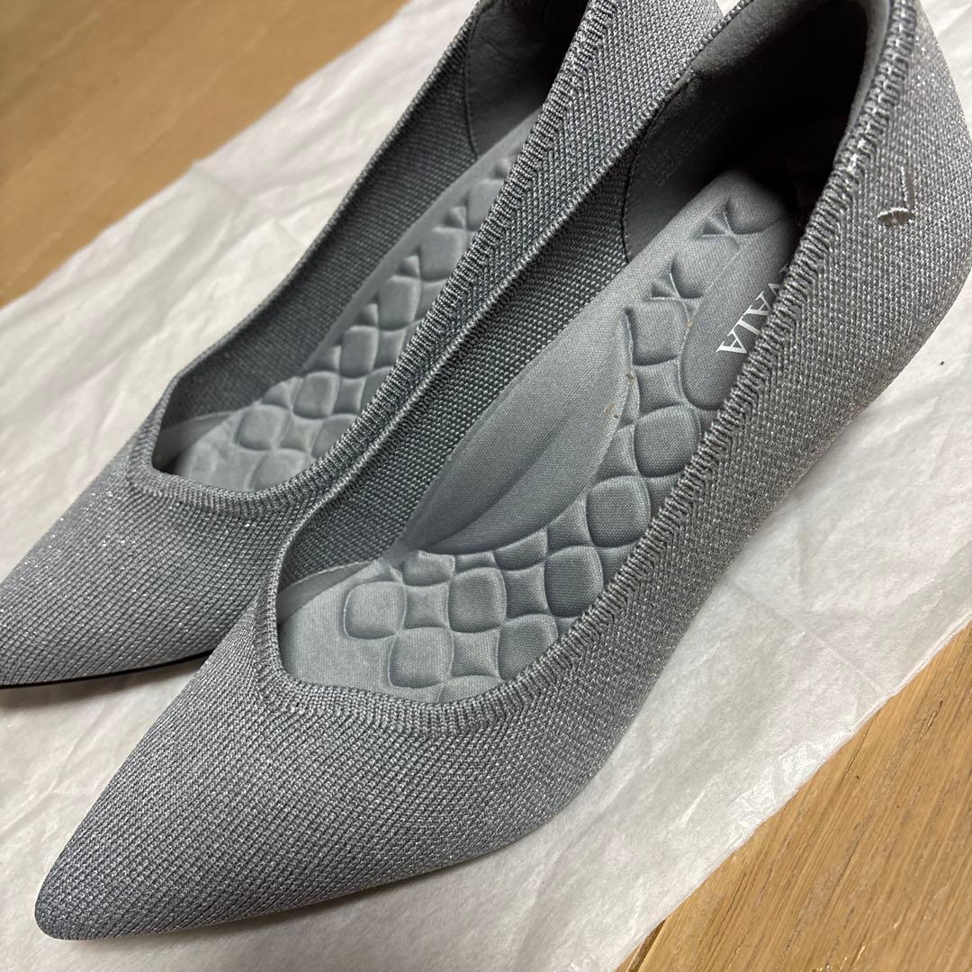 VIVAIA グレー ニット素材 ポインテッドトゥパンプス