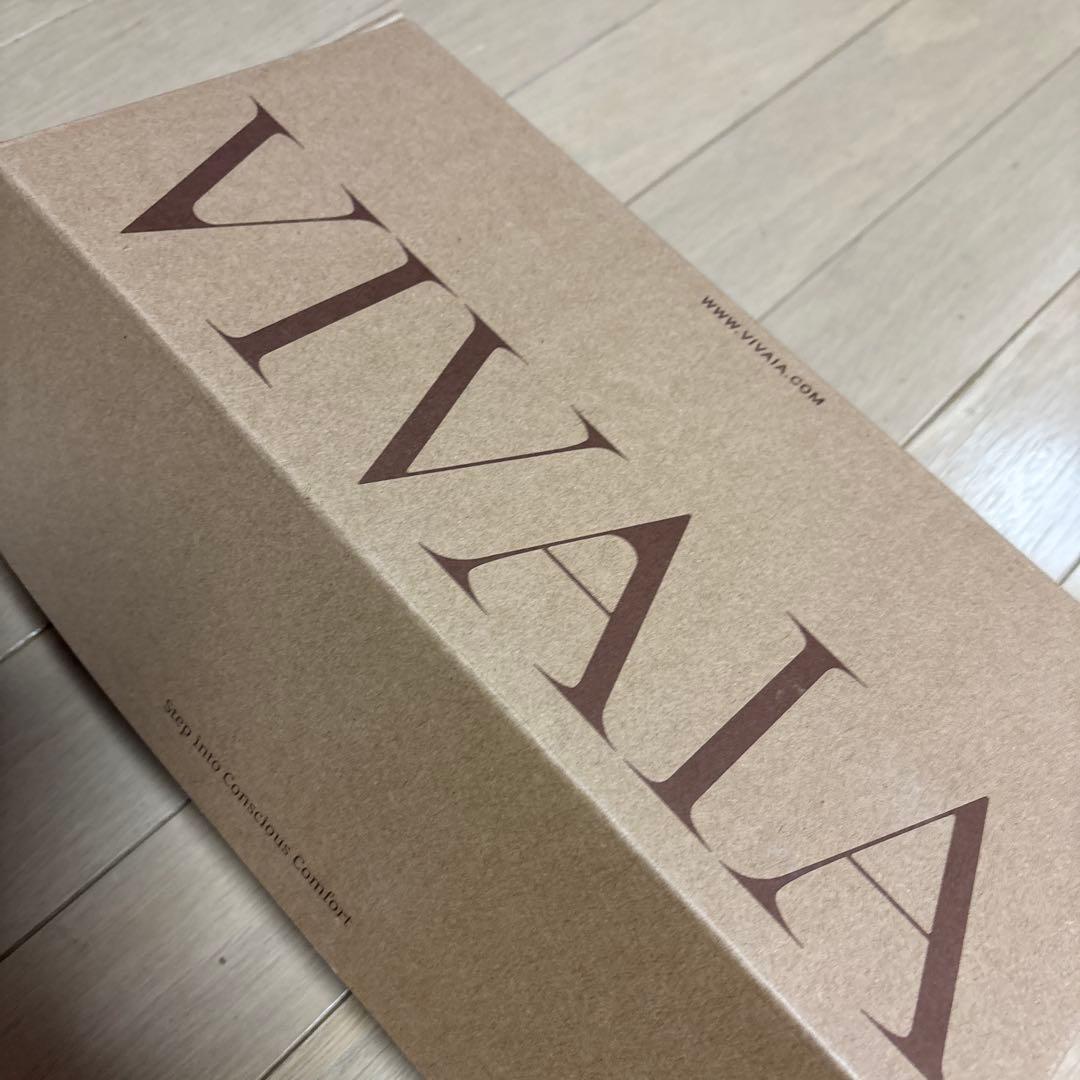 VIVAIA グレー ニット素材 ポインテッドトゥパンプス