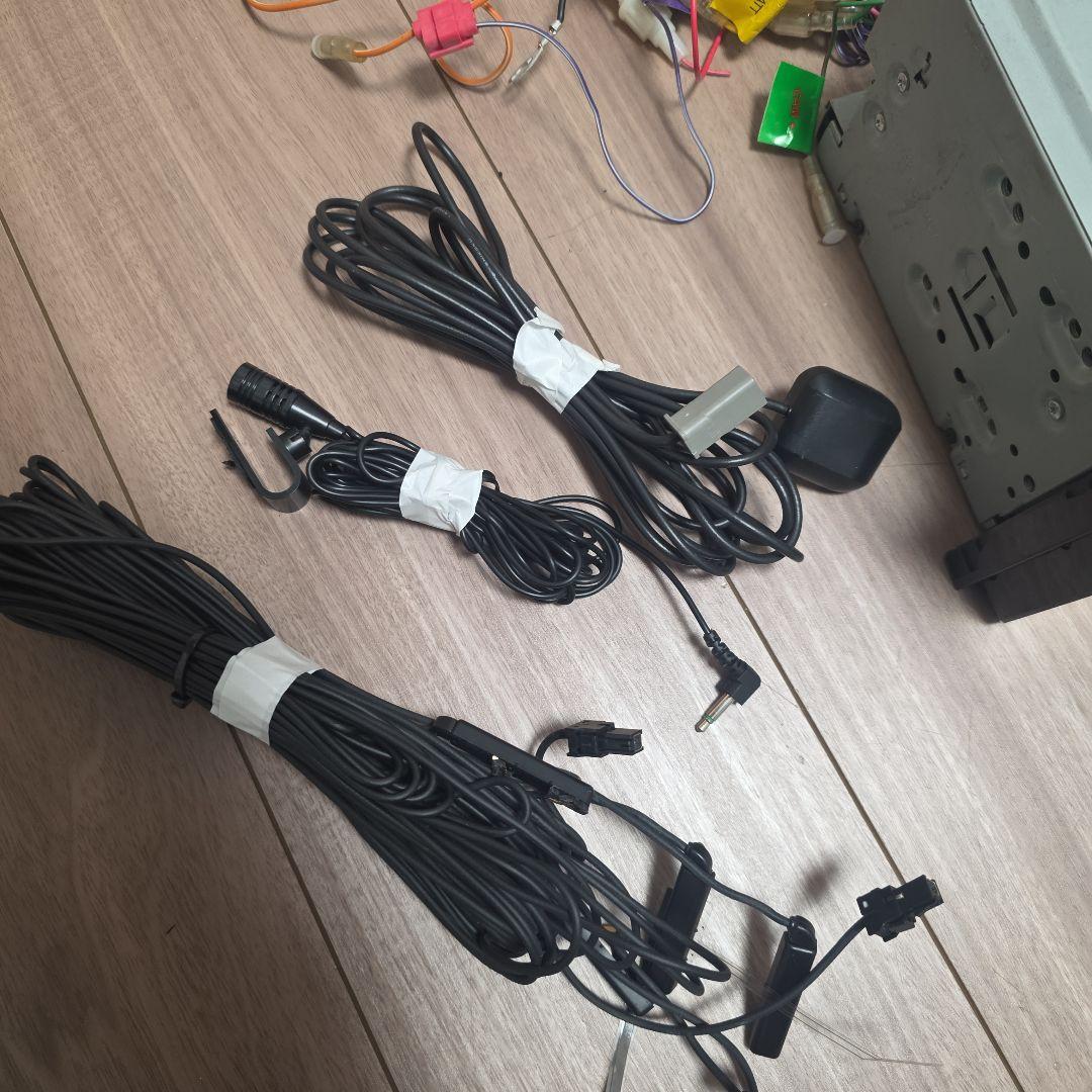 KENWOOD MDV-D505BTW 彩速ナビBluetoothフルセグ