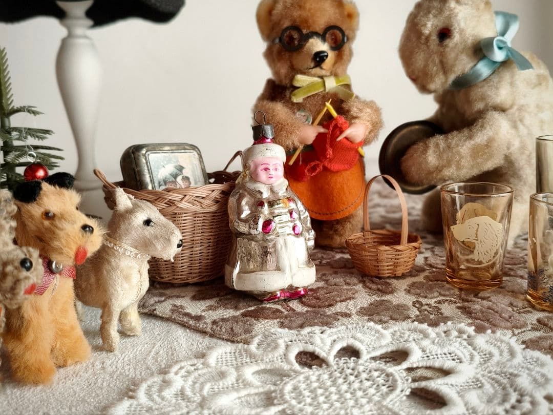 【マリン♡さま】girl ornament ୨୧ .·*°あったかコートの女の子