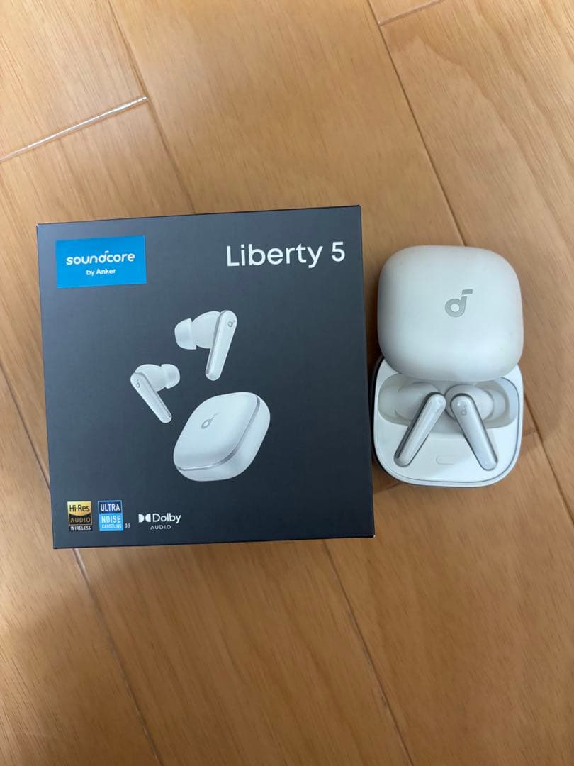 イヤホン soundcore Liberty5
