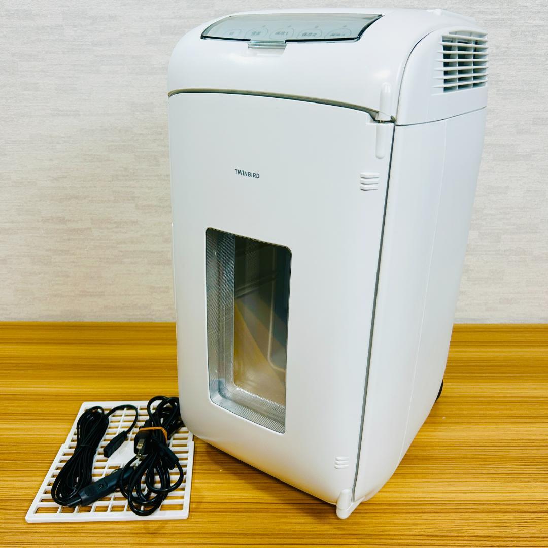 【美品】ツインバード 2電源式ポータブル 保冷保温庫 13L HR-EB07W