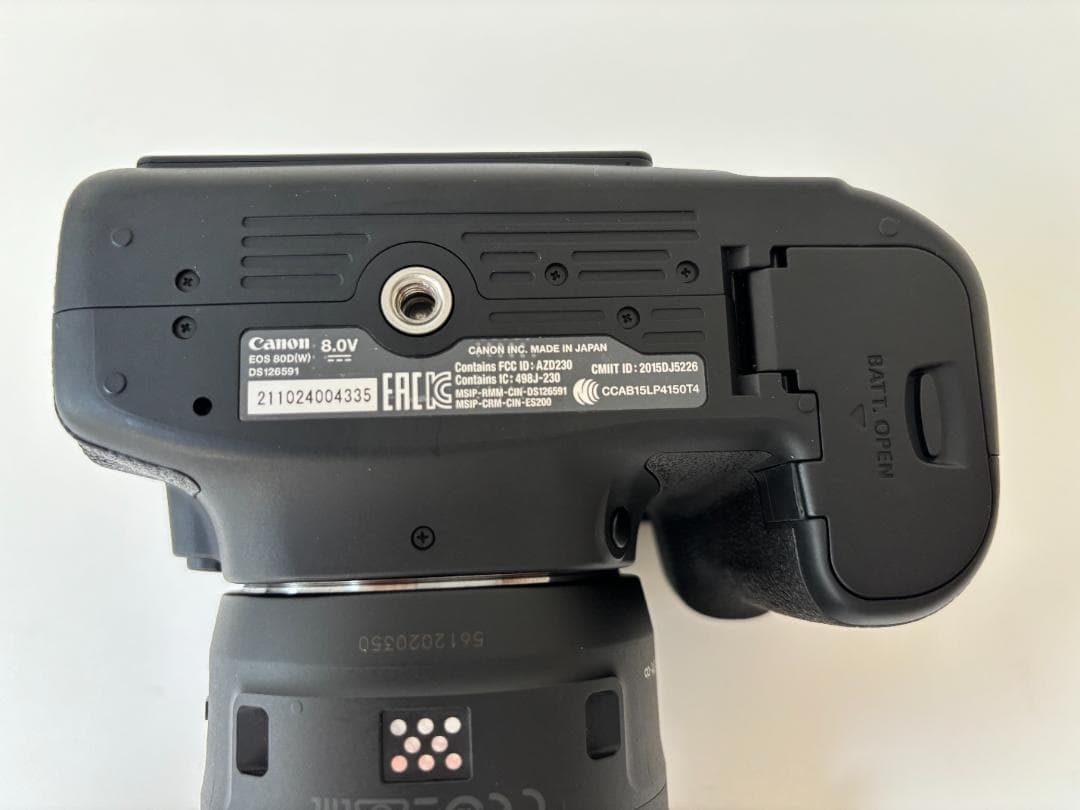 【美品完動品】Canon EOS 80D デジタル一眼レフカメラ