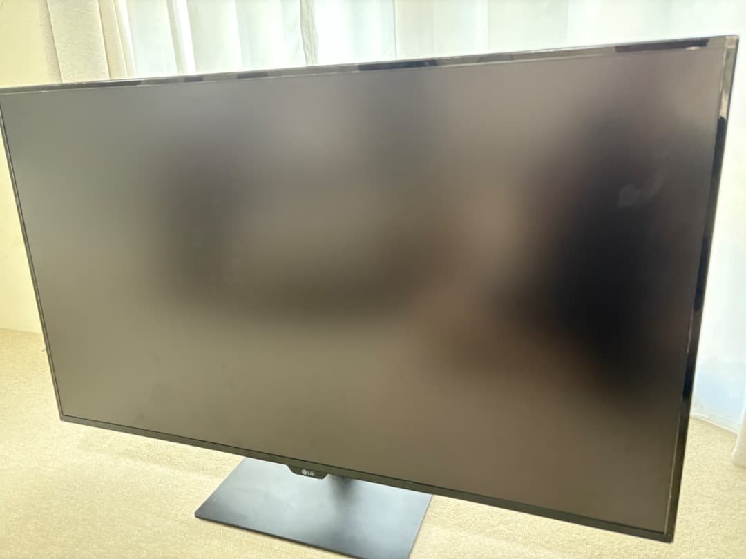 LG　43インチ４Kモニター　43UN700