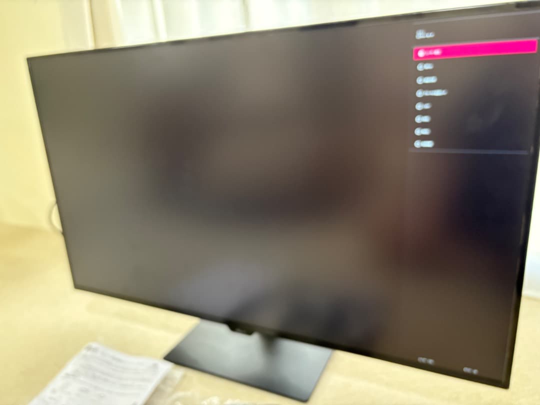LG　43インチ４Kモニター　43UN700