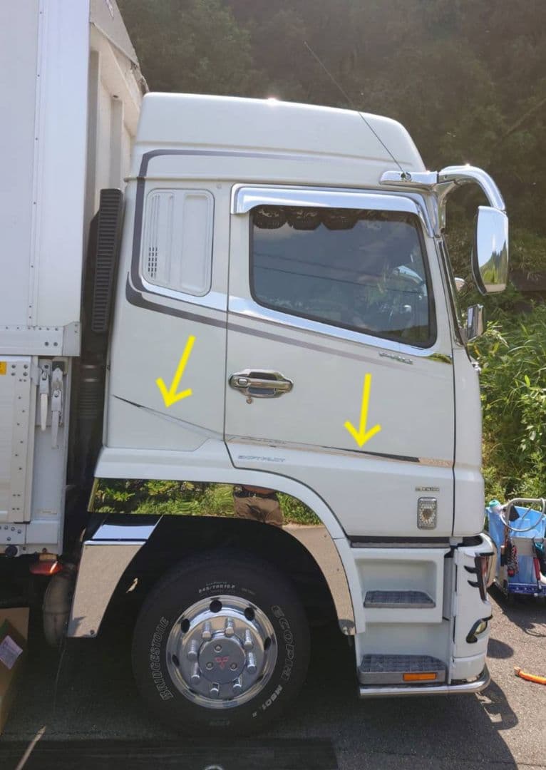 17スーパーグレート等　鏡面ステンレス　サイドライン