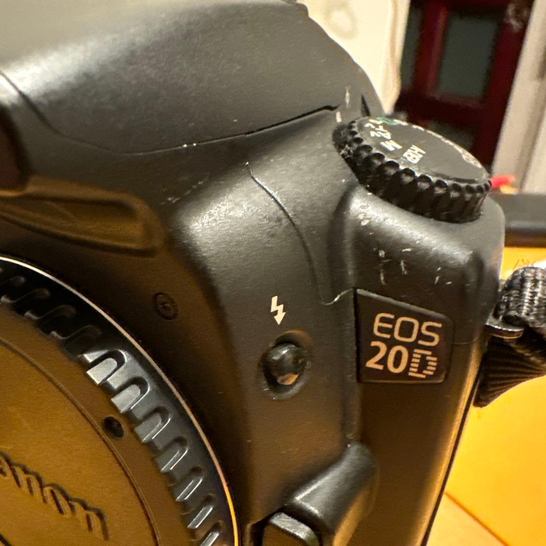 デジタルカメラ CANON EOS20D BATTERY GRIP BG-E2