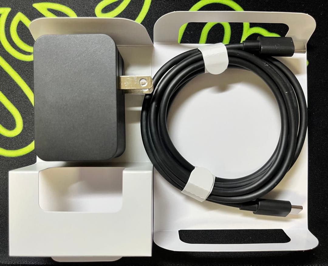 最終値下げ Microsoft Surface Duo 中古品