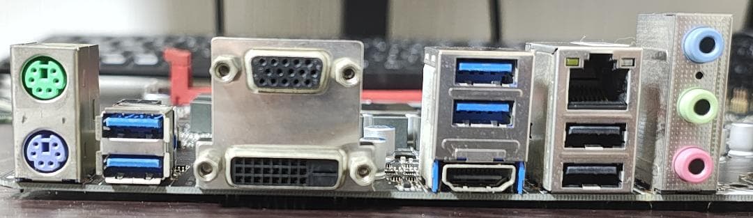 【送料無料】msi H110M GAMING（i7-6700、メモリ16GB付）