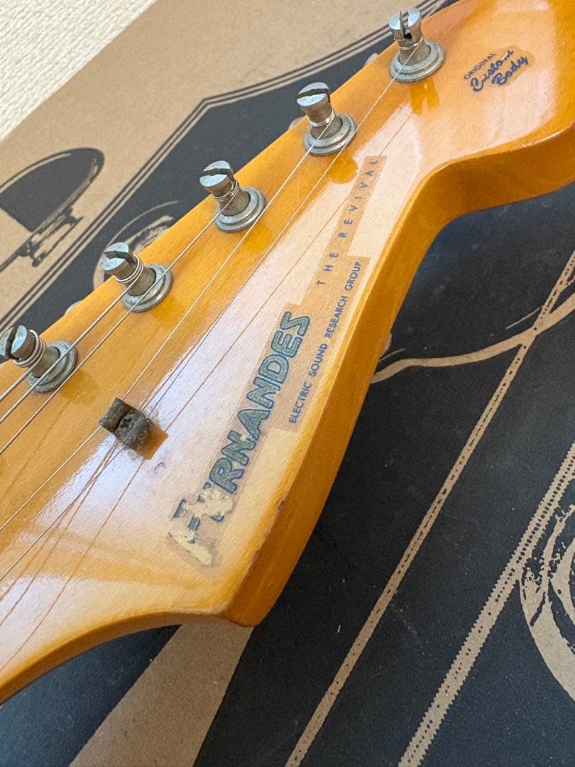Fernandes RST-50 リバイバル ストラト 消えロゴ