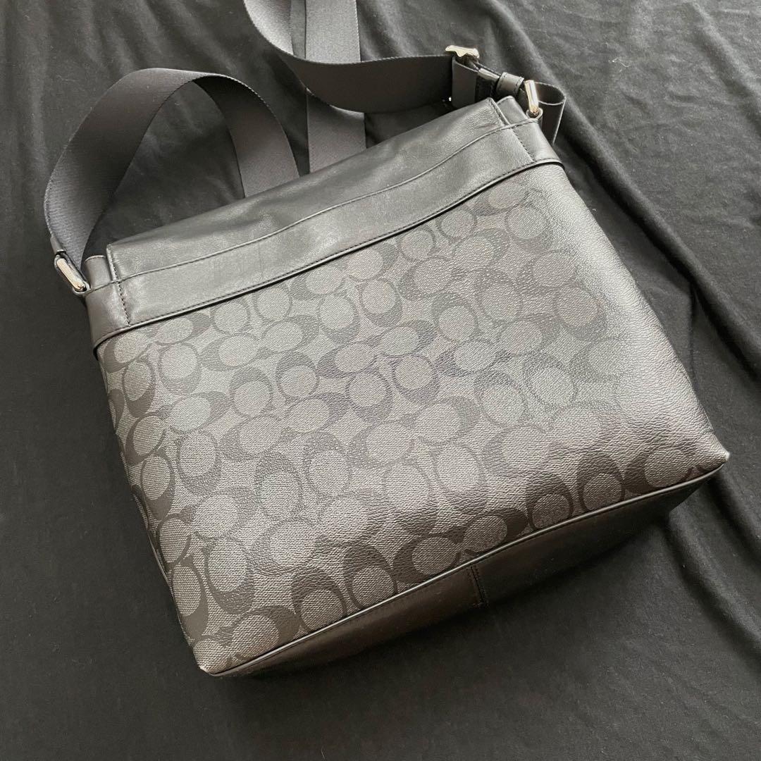 【正規品】コーチ メッセンジャーバッグ