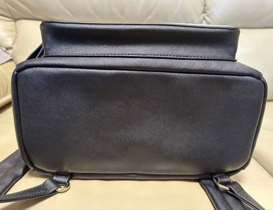 【美品】 マリークワント リュック レザー デイジー 金 黒 お洒落 可愛い 革