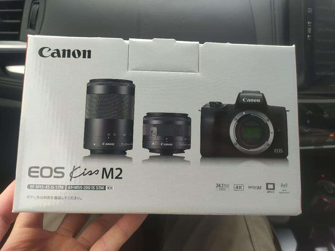 Canon EOS Kiss M2 ホワイト 2本レンズ付き