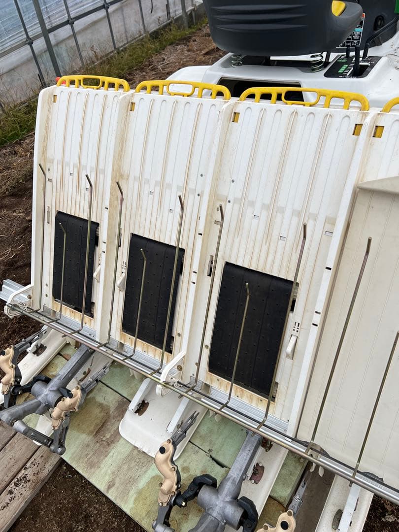 イセキ 田植え機 4条植え　ISEKI さなえPPS4