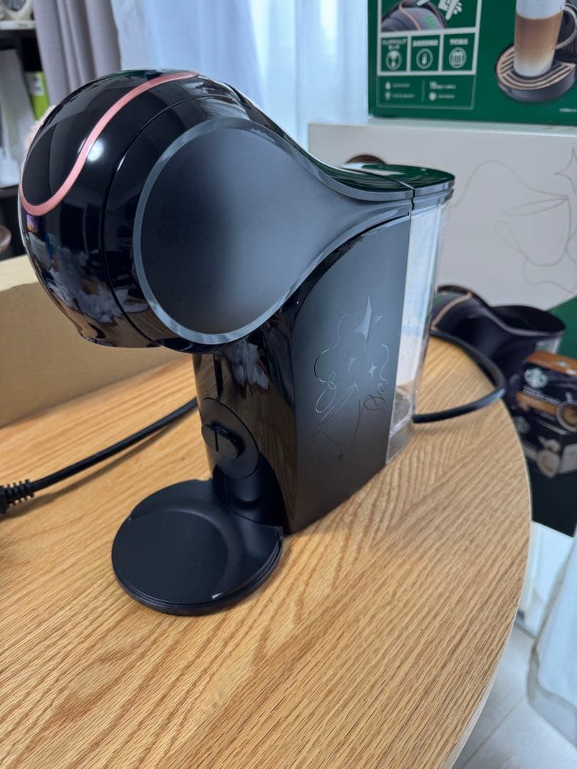Nescafe Dolce Gusto GENIO S コーヒーメーカー