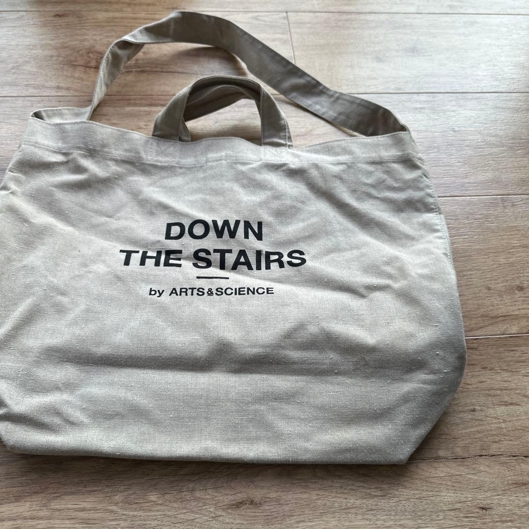 ARTS&SCIENCE DOWN THE STAIRS エコバッグ