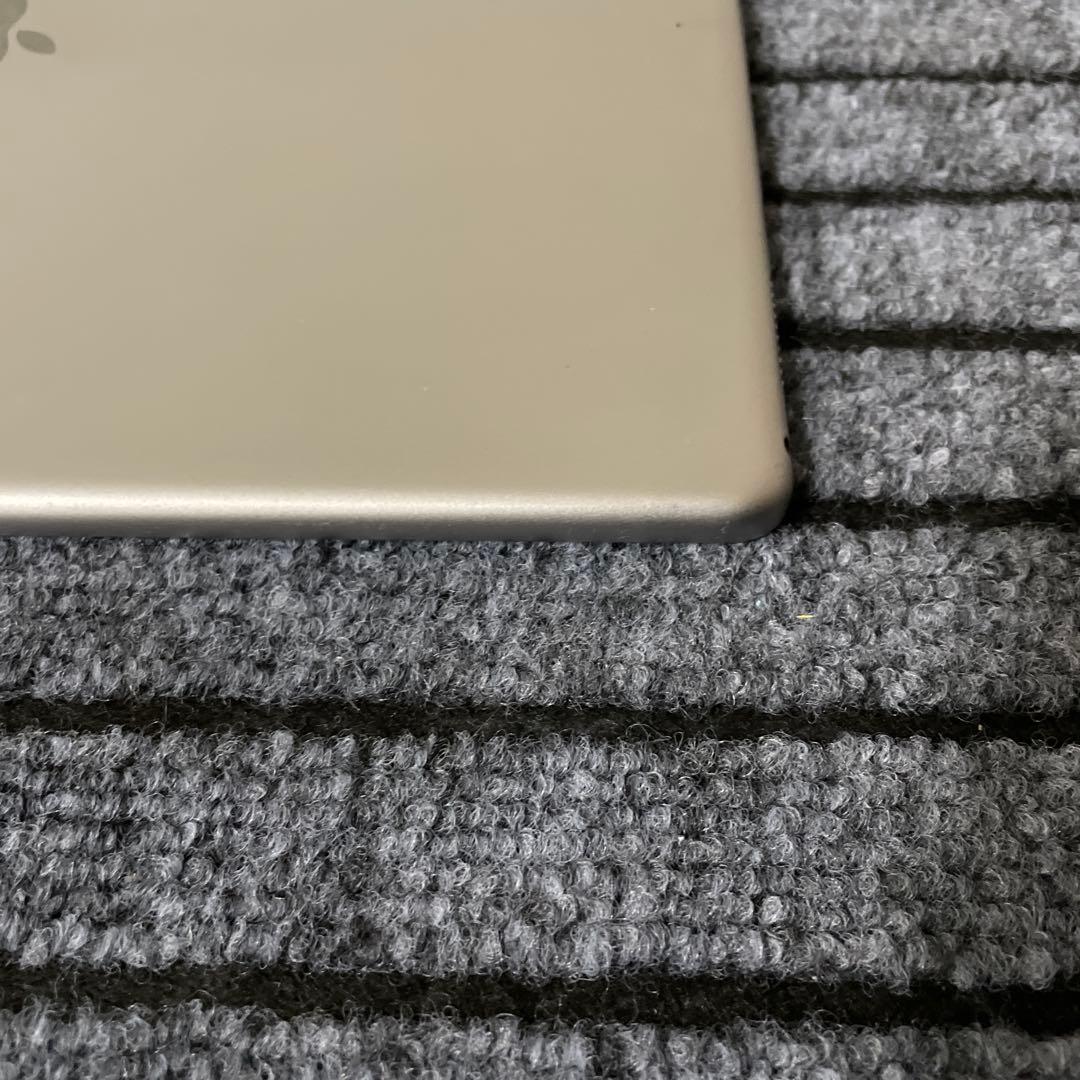 145 iPad Pro 12.9 2世代 256GB Wi-Fi グレイ