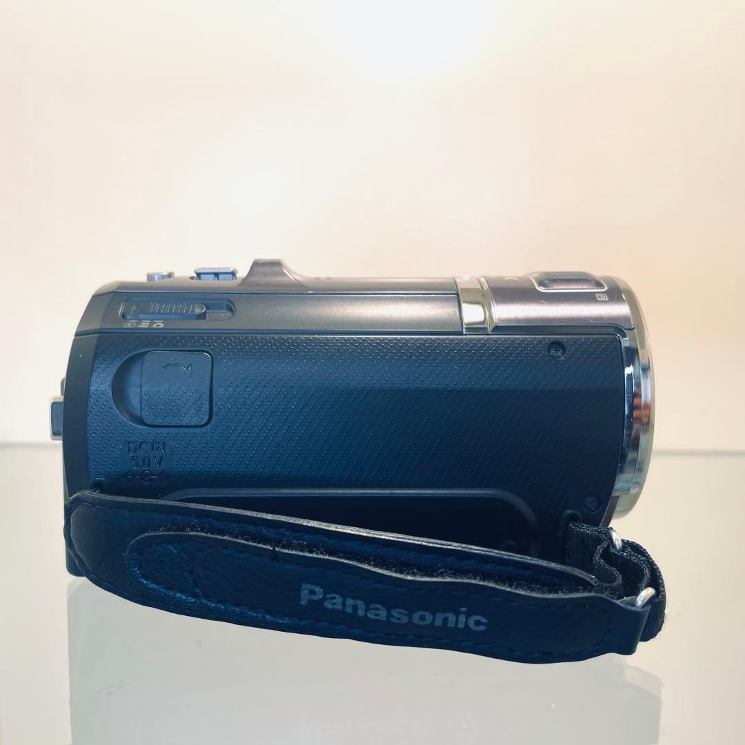 【美品】 Panasonic HC-V700M ビデオカメラ