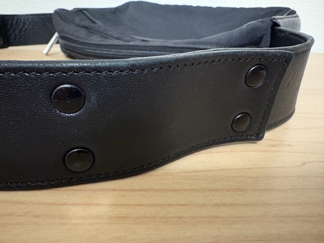 LOEWE ショルダー メッセンジャーバック