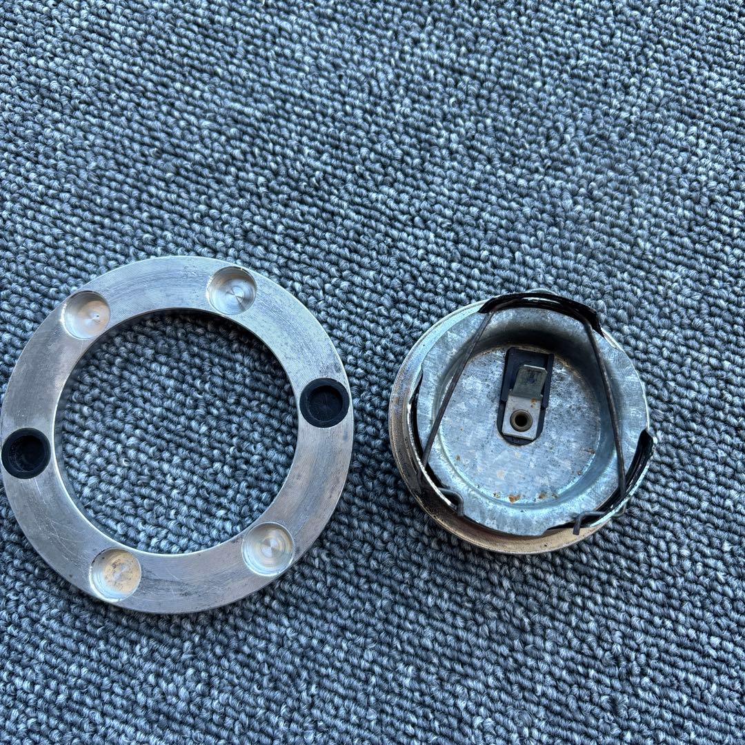 ナルディ　クラシック　3本スポーク　ウッドステアリング