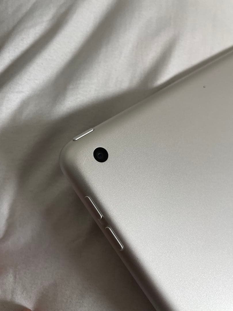 Apple iPad 第9世代 10.2インチ シルバー 本体