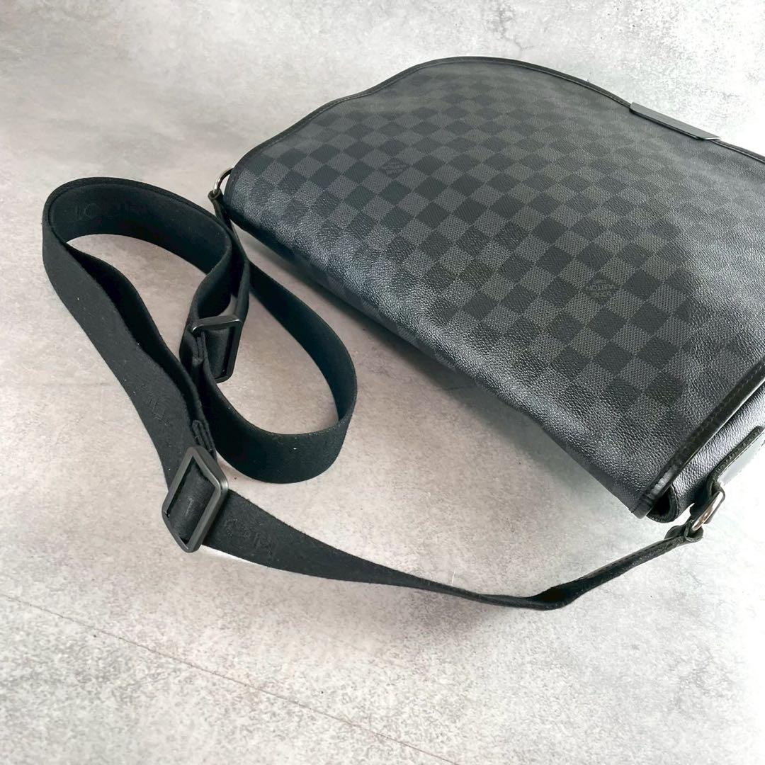 希少　ルイヴィトン　ダミエ　グラフィット　レンツォ　ショルダーバッグ　0200