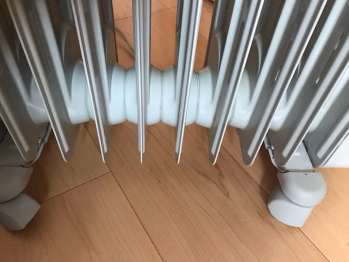 電気ヒーター DeLonghi KHD411015-LG