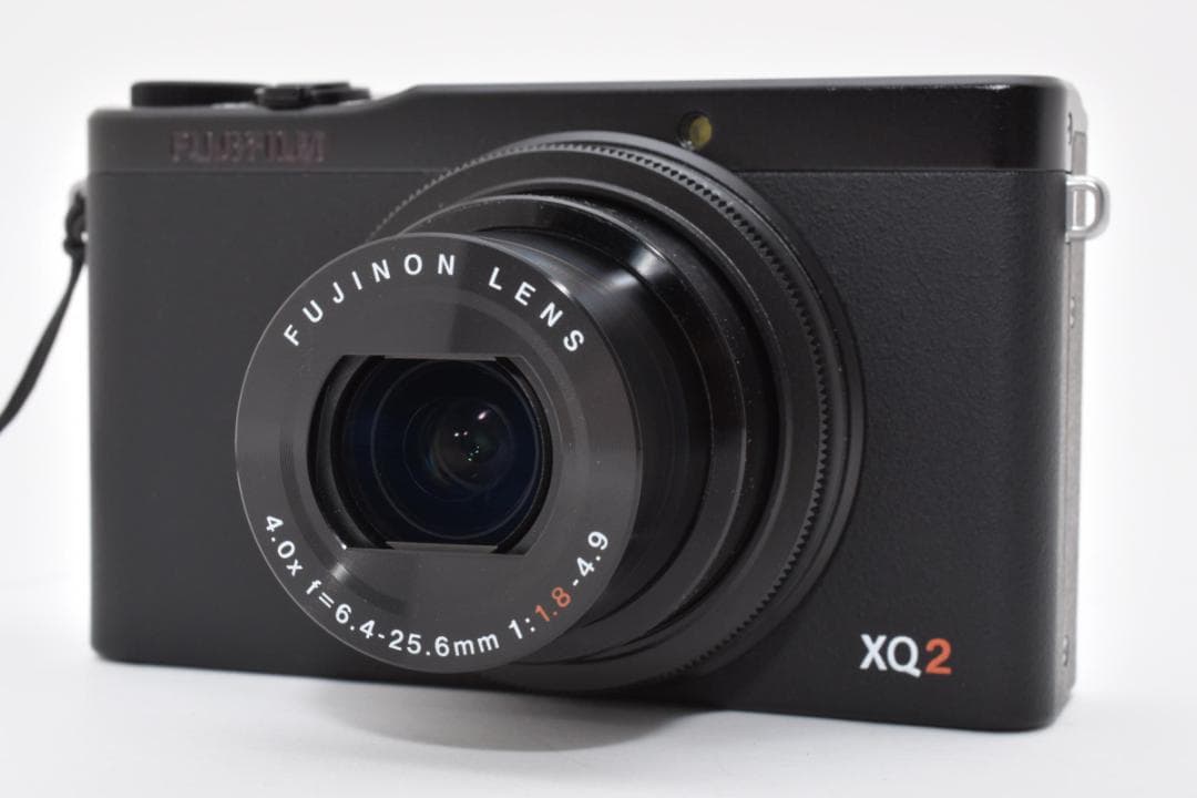 美品 FUJIFILM XQ2 ブラック デジタルカメラ