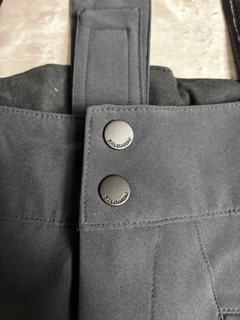 新品タグ付き SALOMON スノーボードウェア ジャケットのみ