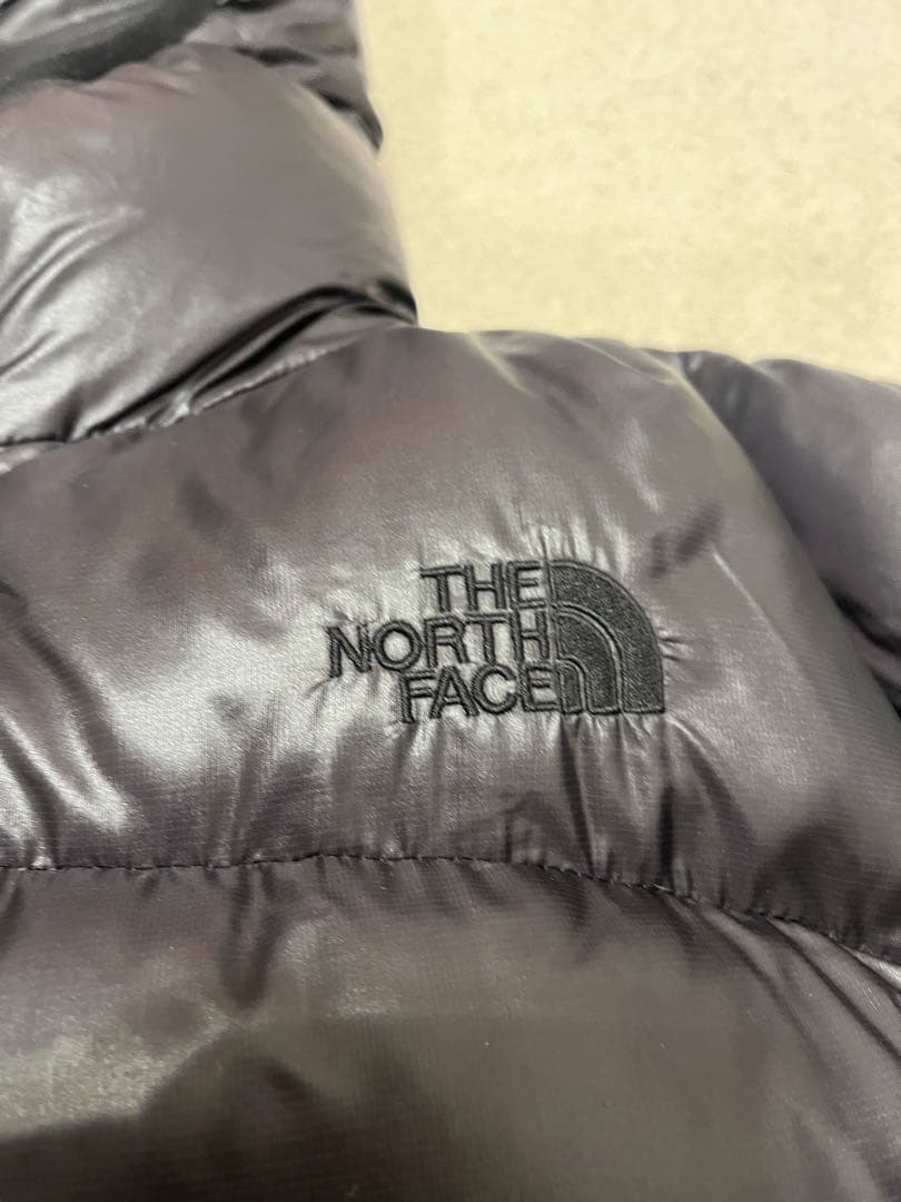 超軽量　ノースフェイスダウン アコンカグアフーディND18805 Mサイズ